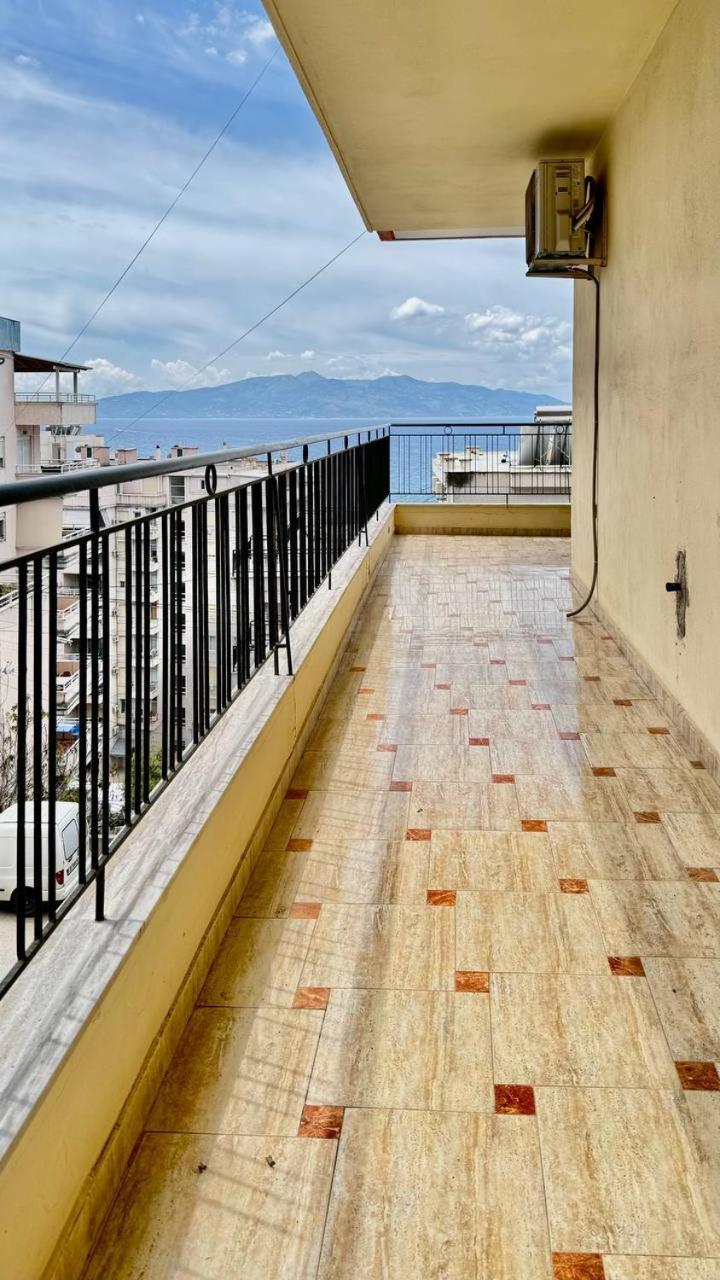 Apartment Colorful Sea View Sarandë